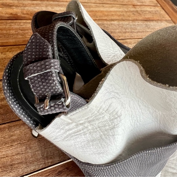 Balenciaga Heels - Picture 4 of 5